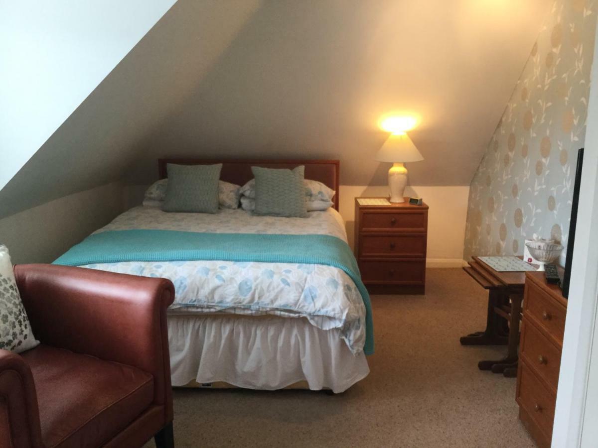 Hotel 83 à Aylesbury  Extérieur photo